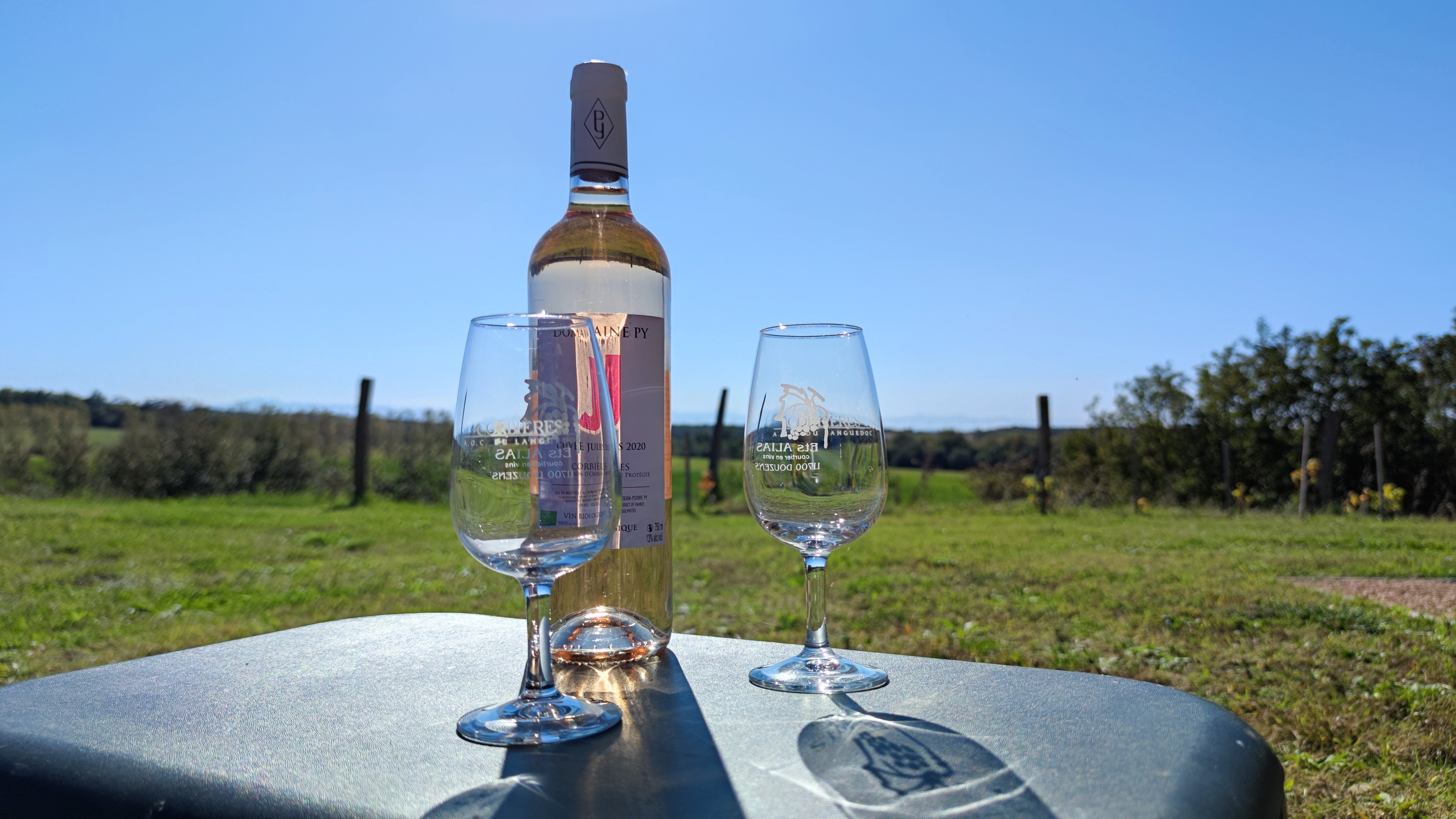 Espace repas lumineux